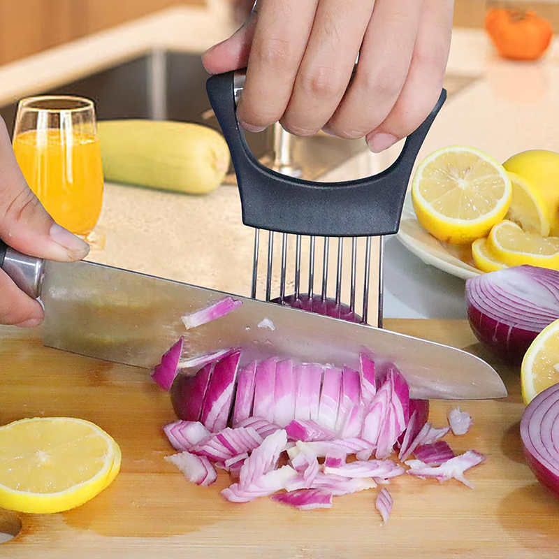 Roestvrijstalen uiensnijderhou - Onion Holder Slicer recensie en prijs